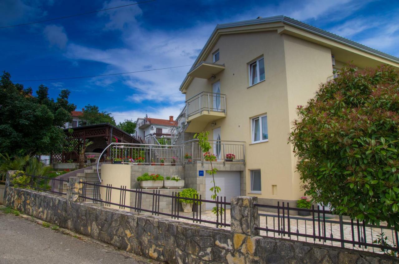 Villa Diogenes Malinska Buitenkant foto